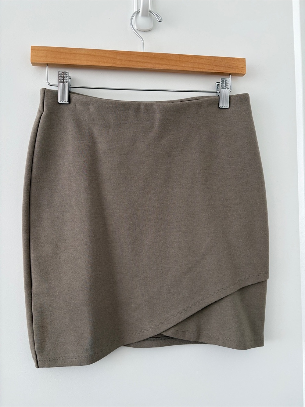 Aritzia Asymmetrical Ponte Skirt in Taupe Brown